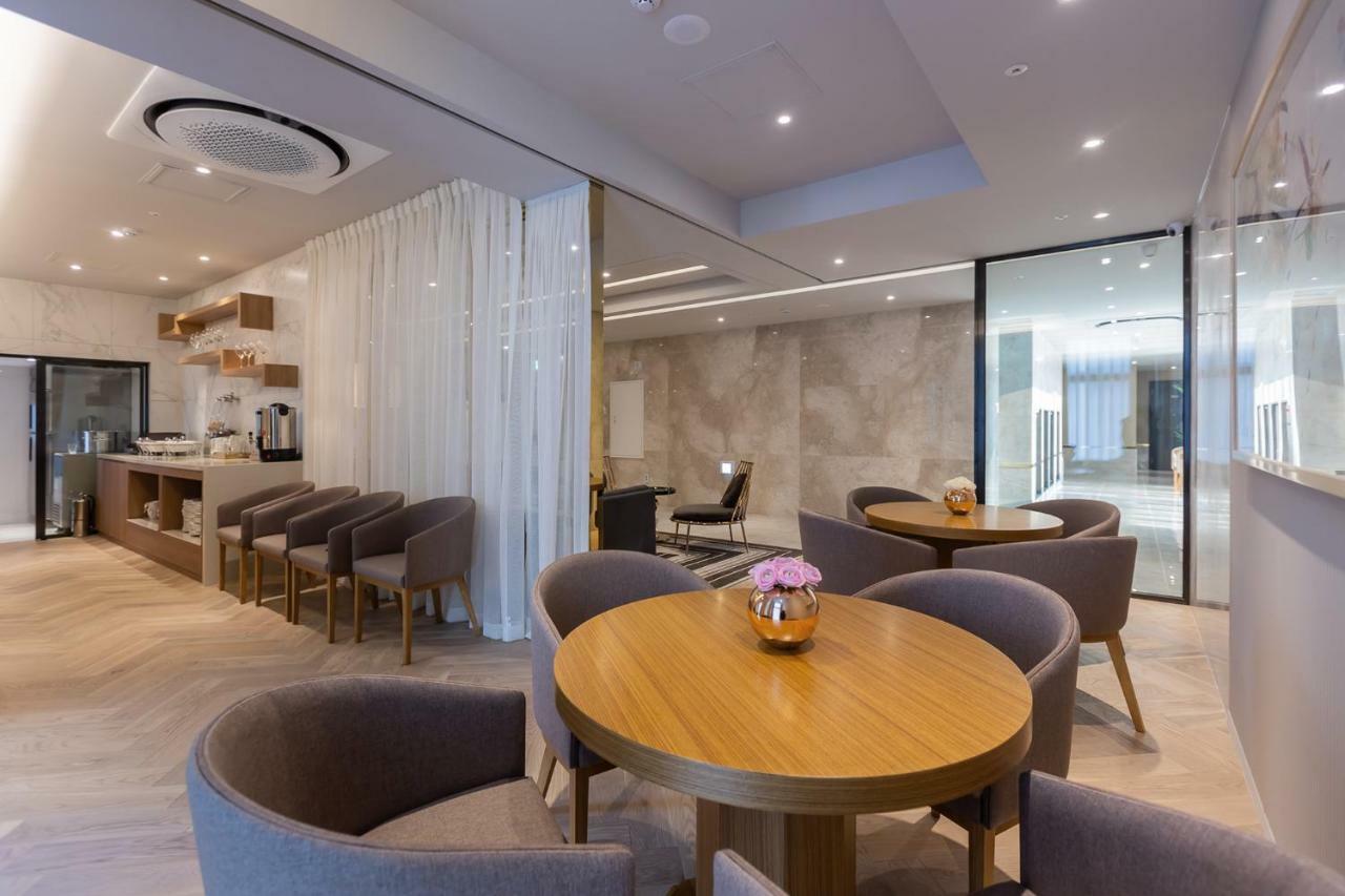 H Avenue Gwanganri Beach Busan Exterior photo