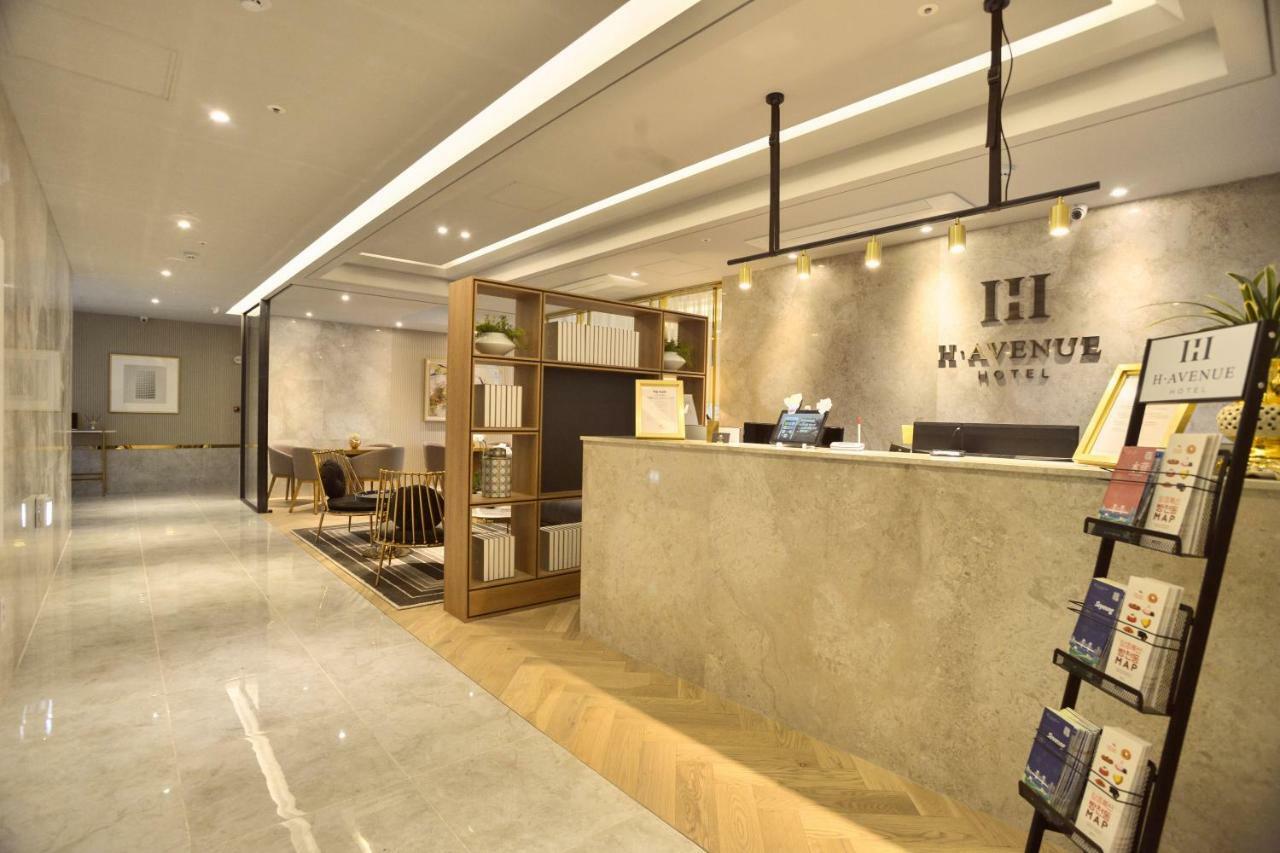 H Avenue Gwanganri Beach Busan Exterior photo