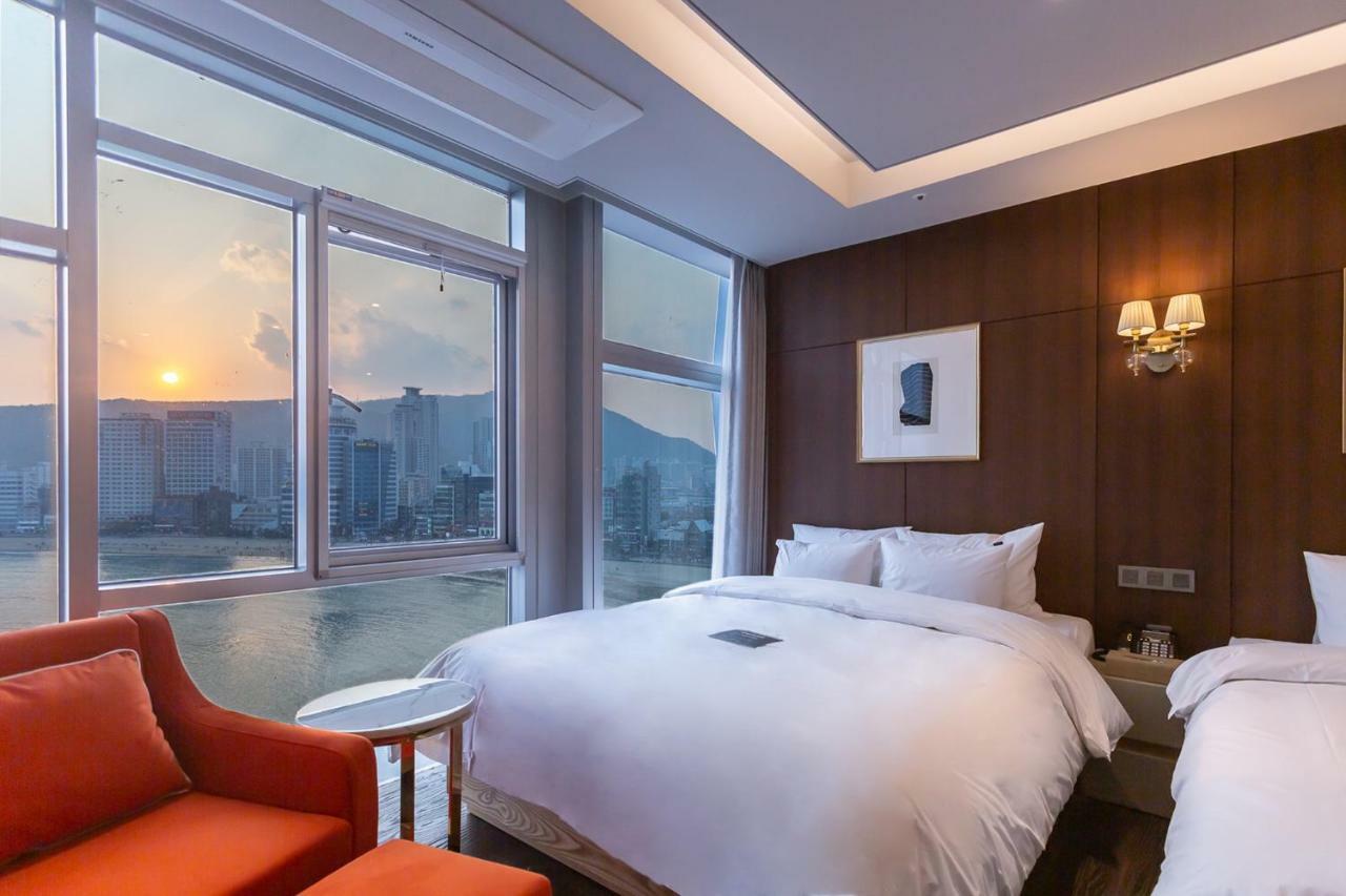 H Avenue Gwanganri Beach Busan Exterior photo