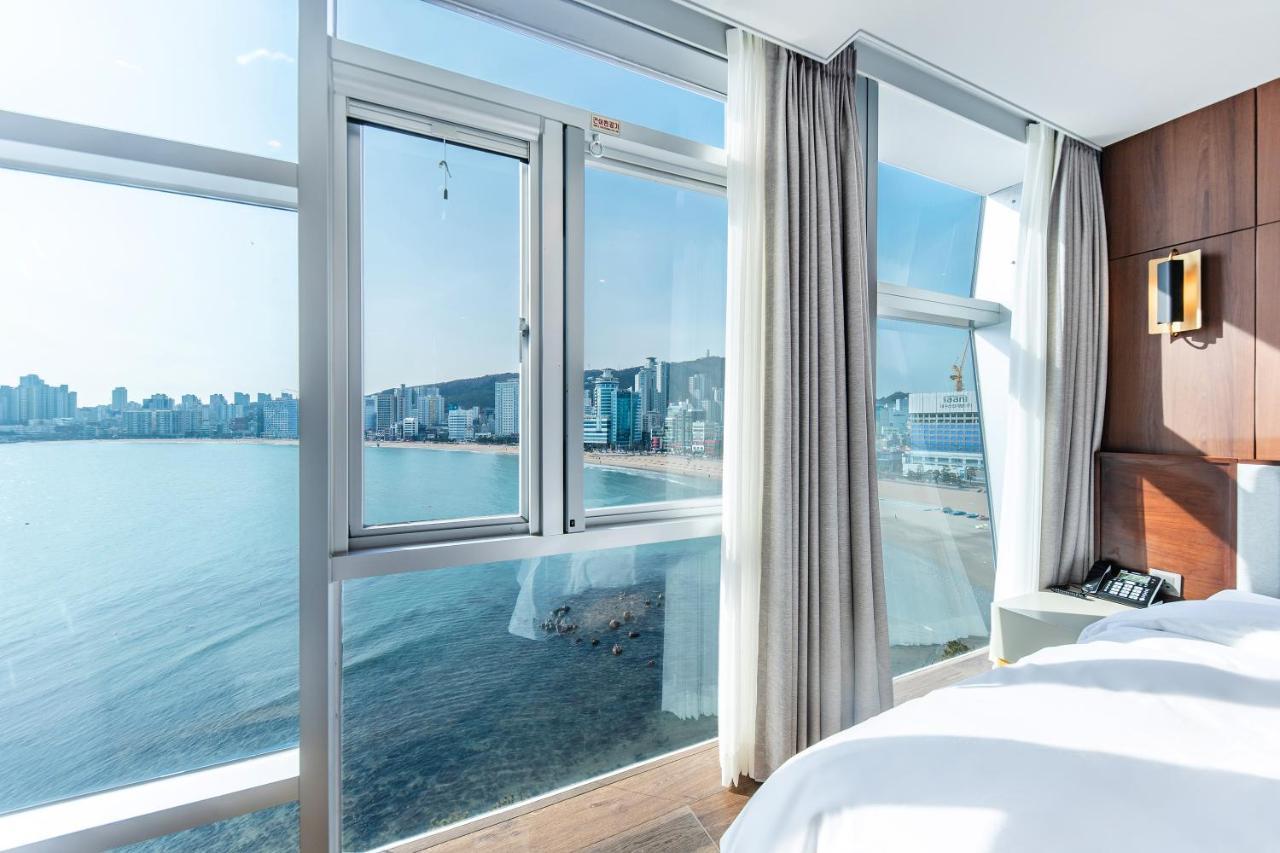 H Avenue Gwanganri Beach Busan Exterior photo