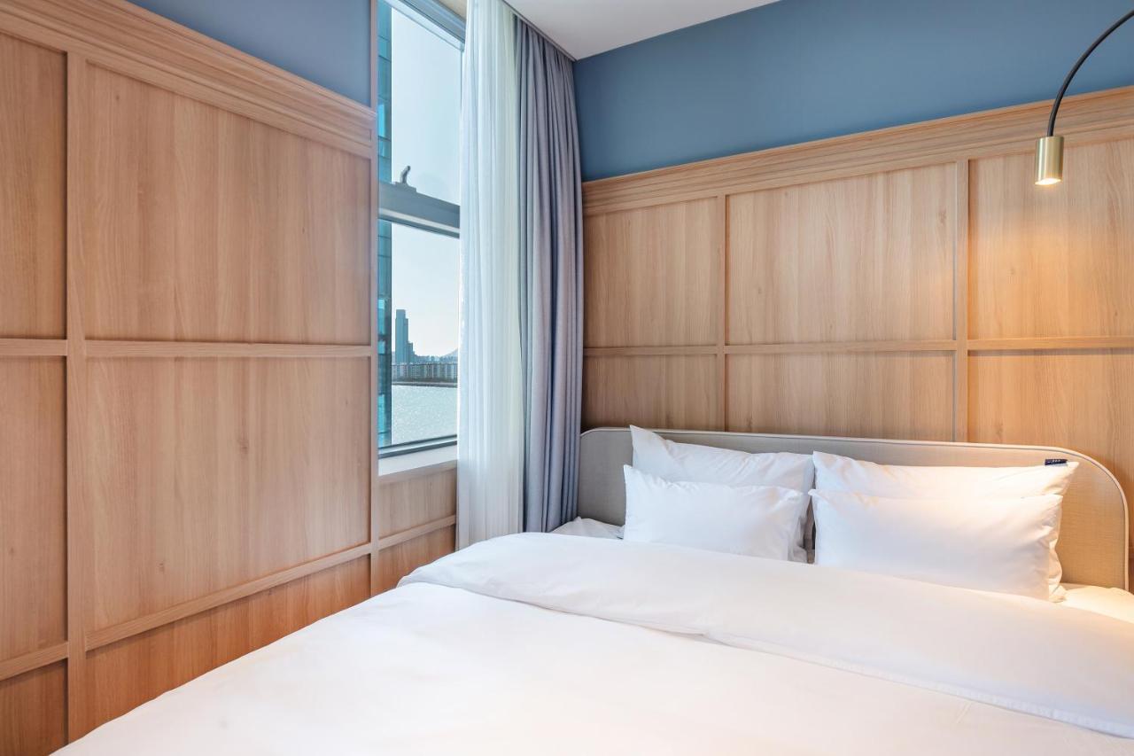 H Avenue Gwanganri Beach Busan Exterior photo