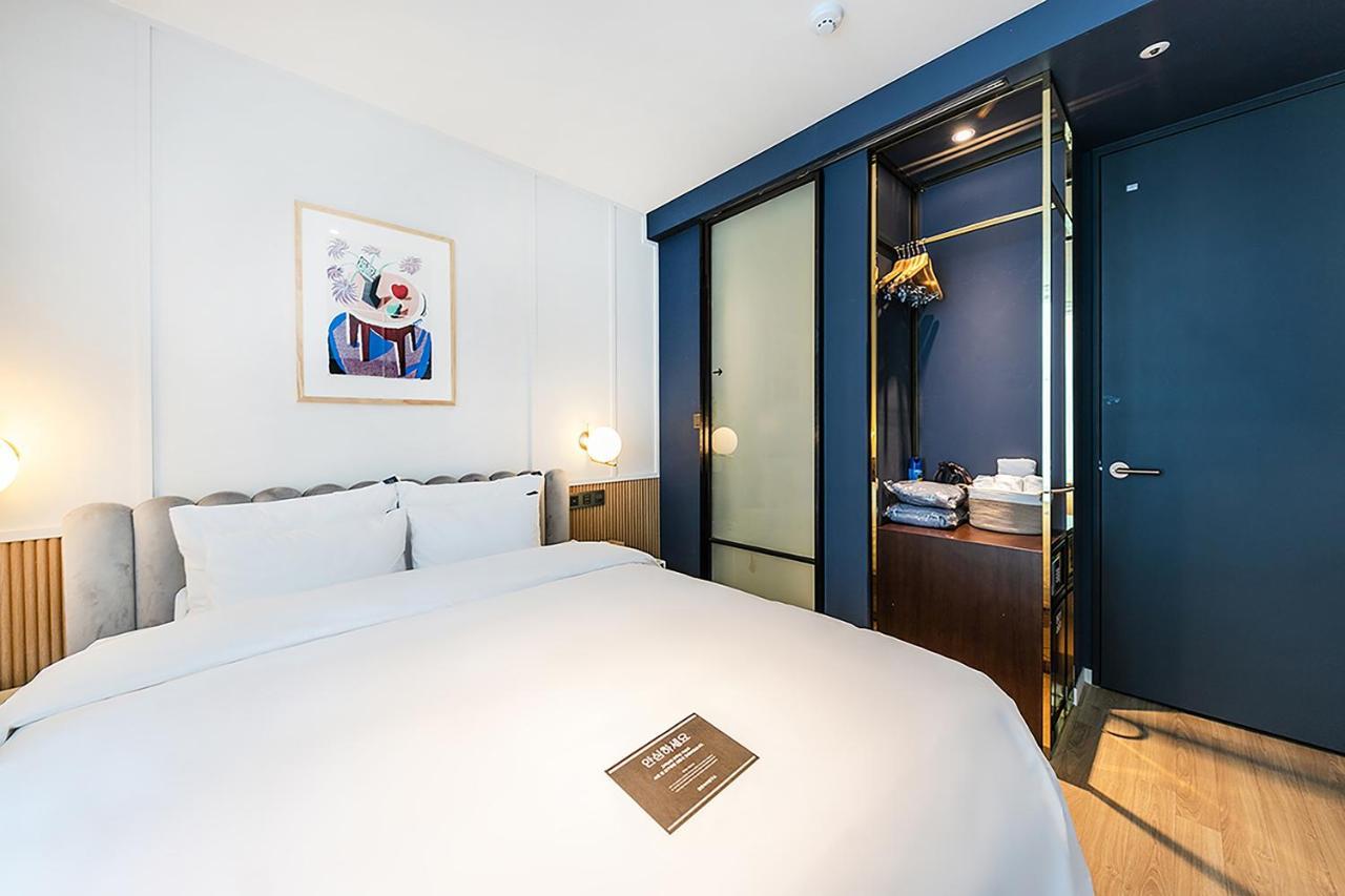 H Avenue Gwanganri Beach Busan Exterior photo